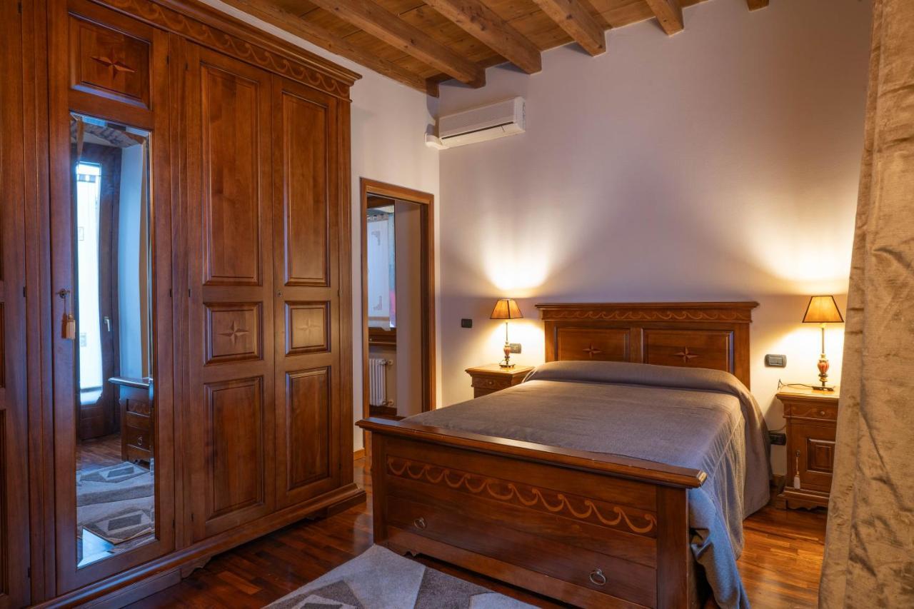 Napule...E Apartments Peschiera del Garda Exterior foto